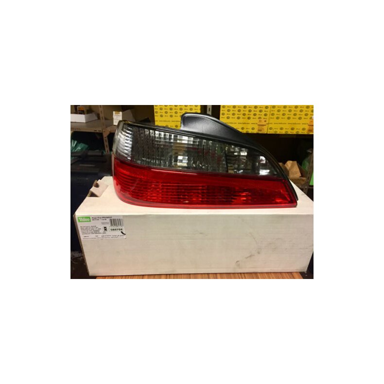 Peugeot 406 Sedan Venstre baglygte 1995-1999