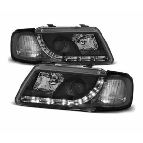 Audi A3. DAYLINE Sort forlygtest med blinklygte H1-H1. 08.1996-08.2000