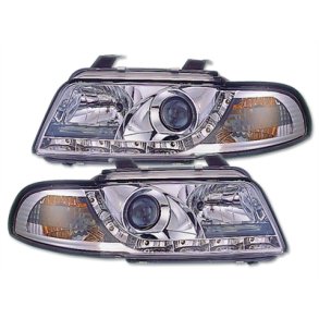 Audi A4. Dayline Klare forlygtest med blinklys H1-H1. 02.1999 -10.2000