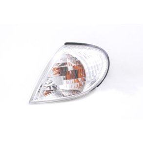 Nissan Almera II Hatchback og Sedan (N16) Venstre Forblink Hvid. 03/2000-10/2002