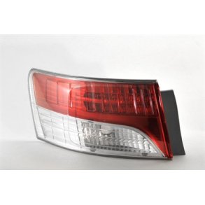 TOYOTA AVENSIS (T27) Personbil. Venstre Baglygte med LED. 02.2009-Frem