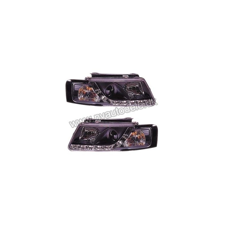 Passat 3B. Dayline Sort Forlygtest, Helstbt med Blinklys. H1-H1 10.1996-11.2000