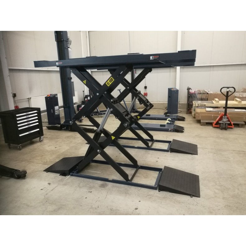 Sakselift til gulvmontering / nedsnkning 4000 kg lftehjde 1900 mm