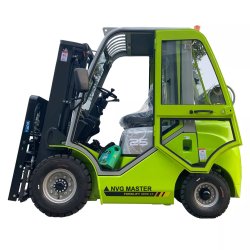 Gaffeltruck gas 2500 kg, Triplex mast 4500 mm med kabine