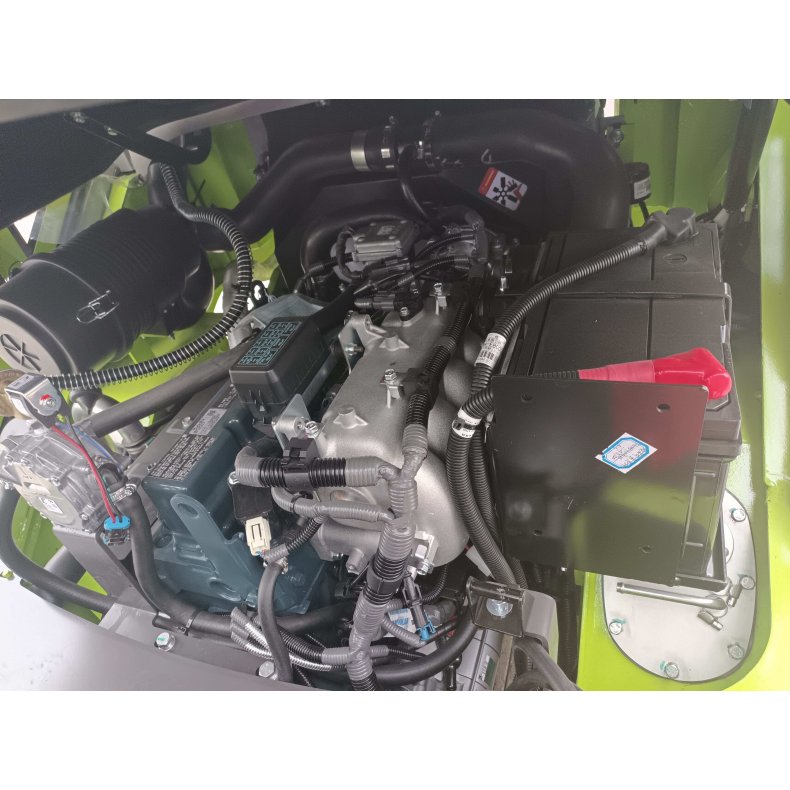 Gaffeltruck gas 2500 kg, Triplex mast 4500 mm med kabine