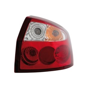 Audi A4 Sedan. Klar/Rd Baglygtest. 04.2000-11.2004